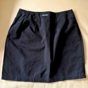 Juniors GUESS BLACK MINI SKIRT Vintage size 0 Side Zip 100% Cotton Made in USA